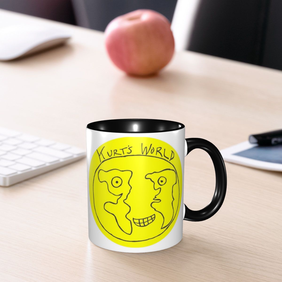Caneca de Cerâmica Engraçada J - Coffee Tea World avaliação e preço